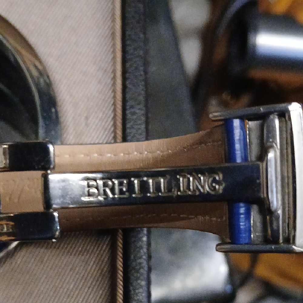 Copy Breitling Blue and Silver Men's Watch - Picture 2 of 5